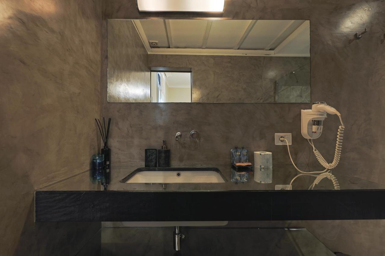 Art House Suites56 Via Del Babuino 56 Rom Exteriör bild