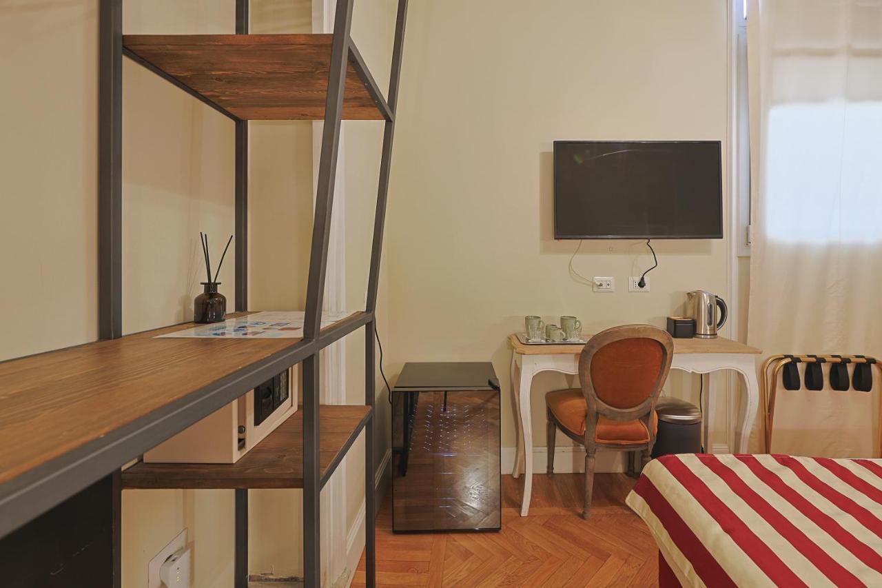 Art House Suites56 Via Del Babuino 56 Rom Exteriör bild